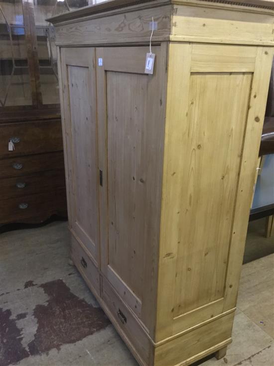 Pine two-door wardrobe